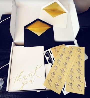 Thank You Cards with Envelopes - Luxury 120 Pack, Gold-Foil-Stamped Interiors & Matching Stickers – Over 64 Unique Combinations, Ideal for Business, W