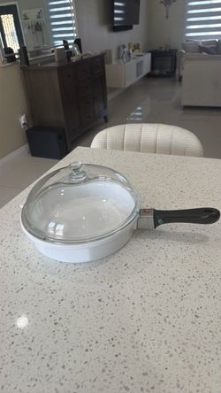 Princess house White Ceramic Frying Pan with Glass Lid