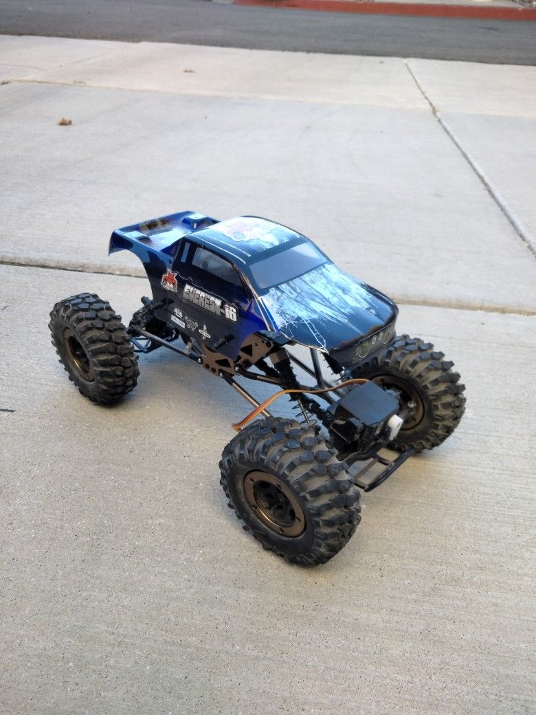 RC Crawlinl