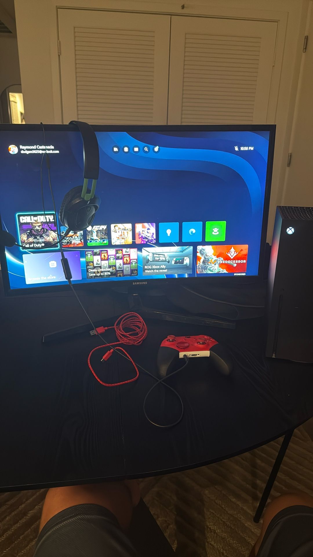 Complete Gaming Set Up Xbox Series X