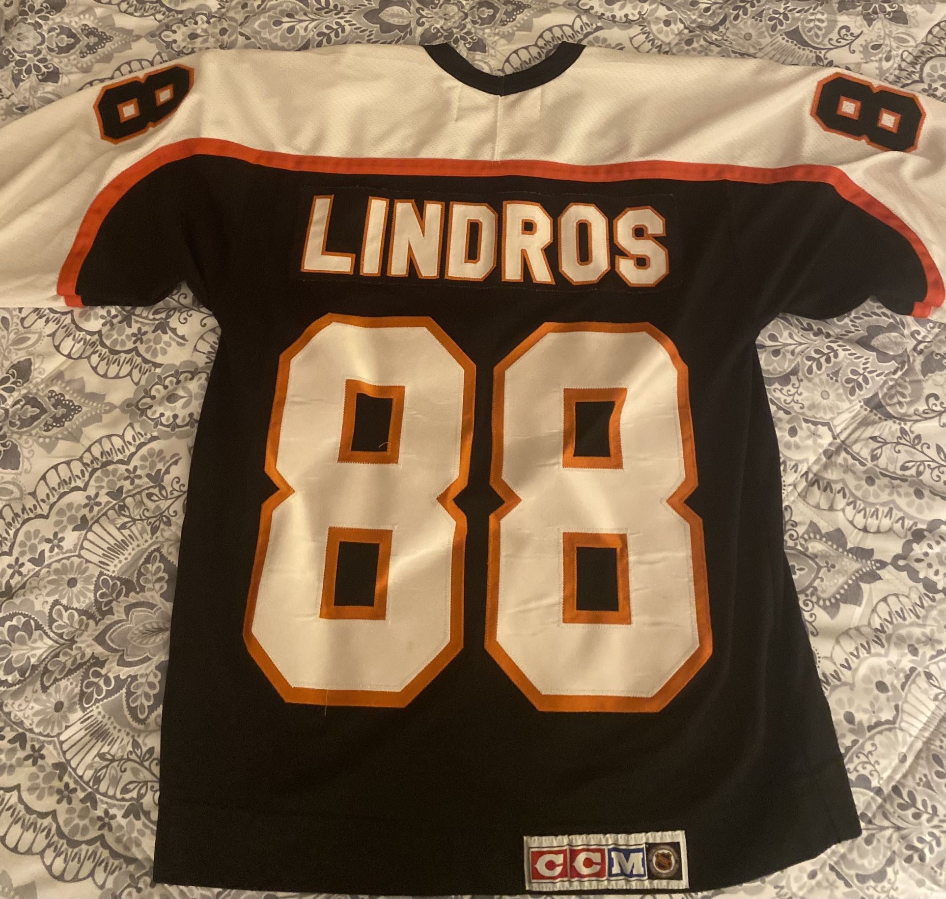 Flyers Lindros CCM Jersey