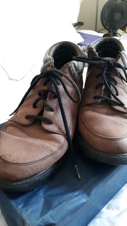 Men's Shoes 81/2