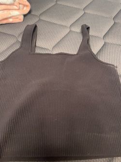 Black sleeveless shirt