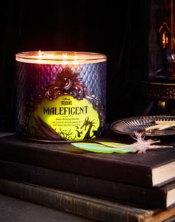 Exclusive!©️Disney Villains BATH & BODY WORKS💚🪄🏰🐉 MALEFICENT 🐉🏰🪄💚3-wick Candle