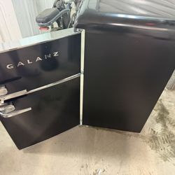 Mini Refrigerator