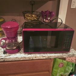 Microwave Intertec And Coffee Maker Holtein 