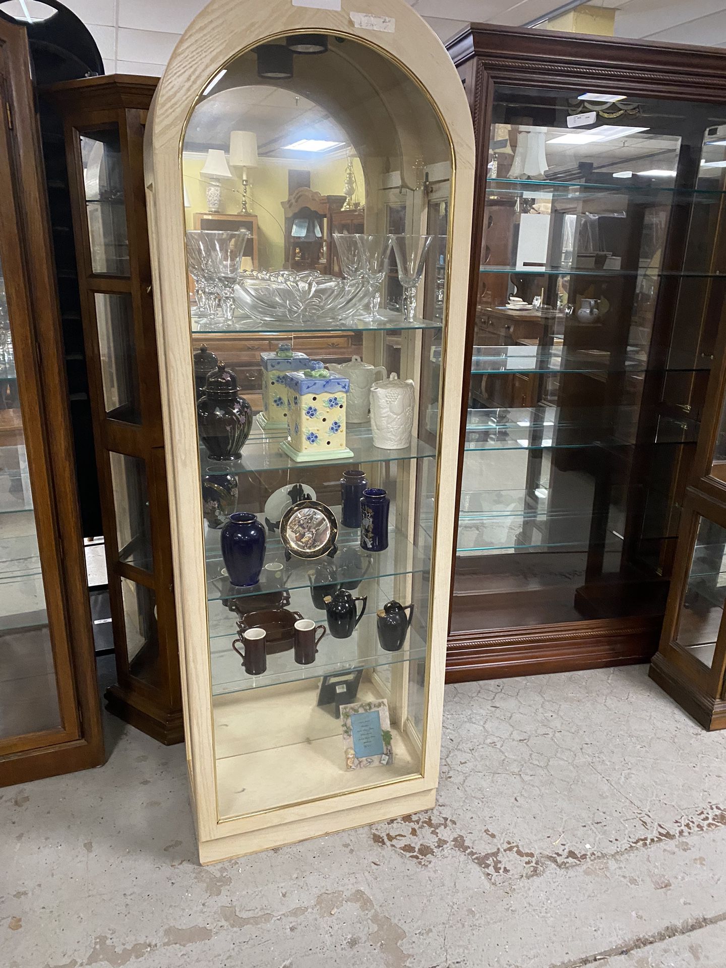 Curio cabinet $99