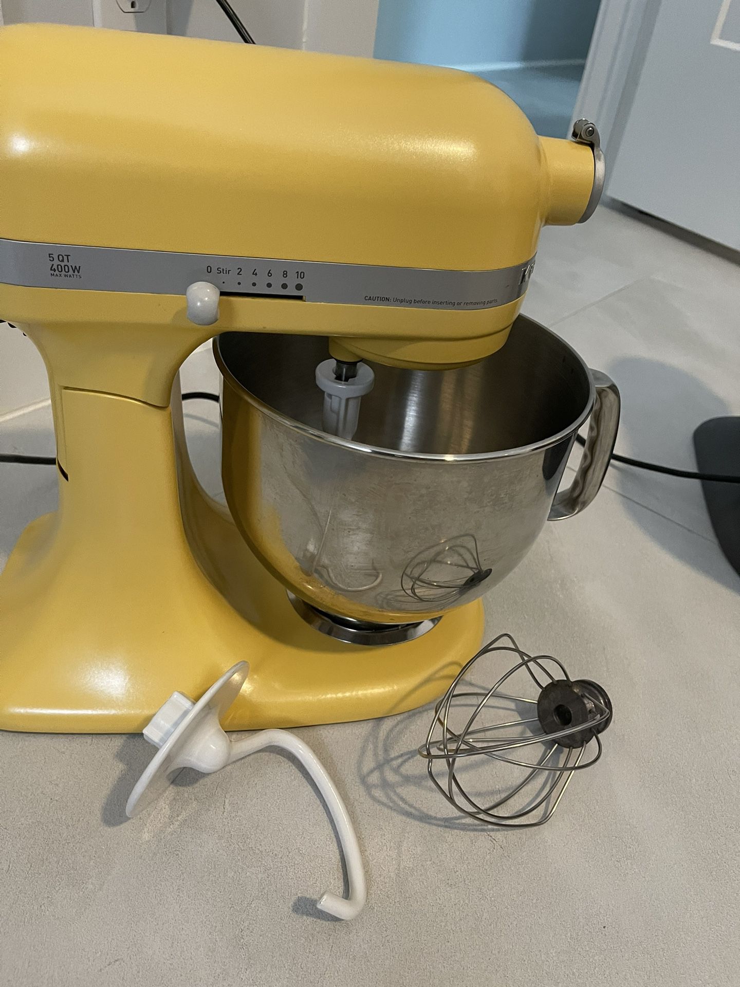 Kitchen-aid 5 Quart, 400  Watt Stand Mixer. Mustard, Yellow Color.