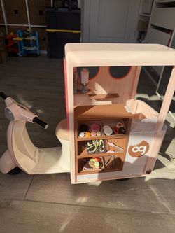 Our Generation Cookie Scooter Set
