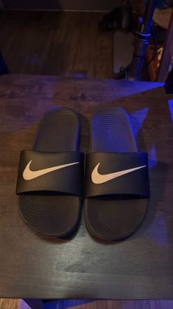 Nike sandals  for kids size 5