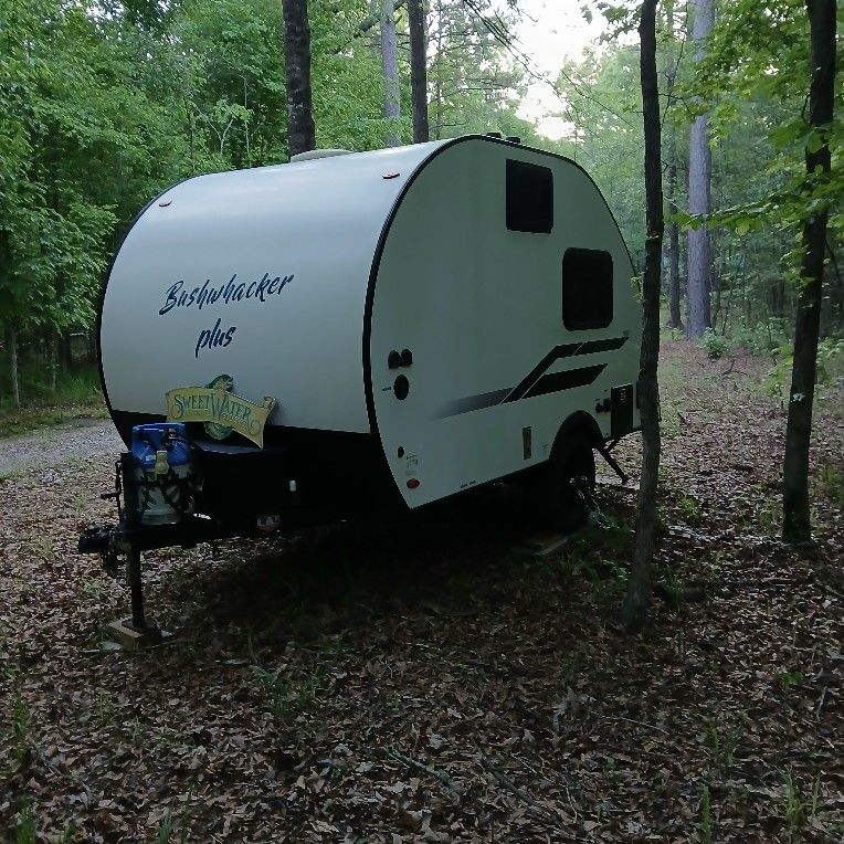 2022 Braxton Bushwacker plus 15 FK Bushwacker 15FK (Front Kitchen)