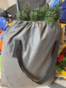 6.5’ christmas tree