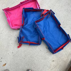 3 Fun N Fly  Foldable Activities Trays