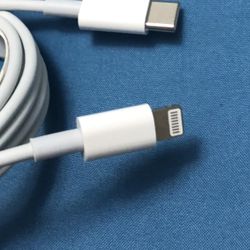 Apple USB-C to Lightning Cable