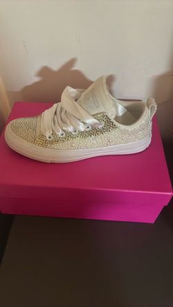 Females converse Great price