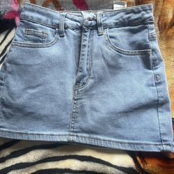 Stylish Blue Denim Skirt 