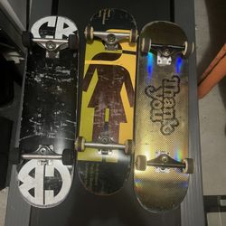 3 Skateboards 