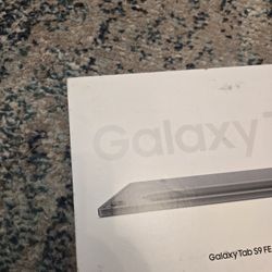 NEW open Box Samsung Galaxy Tab S9 Fe 128gb 10.9"