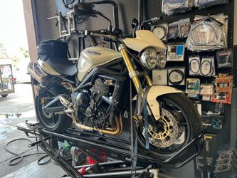 2008 Triumph Street Triple