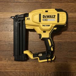 FOR VICTOR Dewalt 18g Brad Nailer BRAND NEW