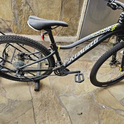 Specialized Jynx Sport 27.5 Inch