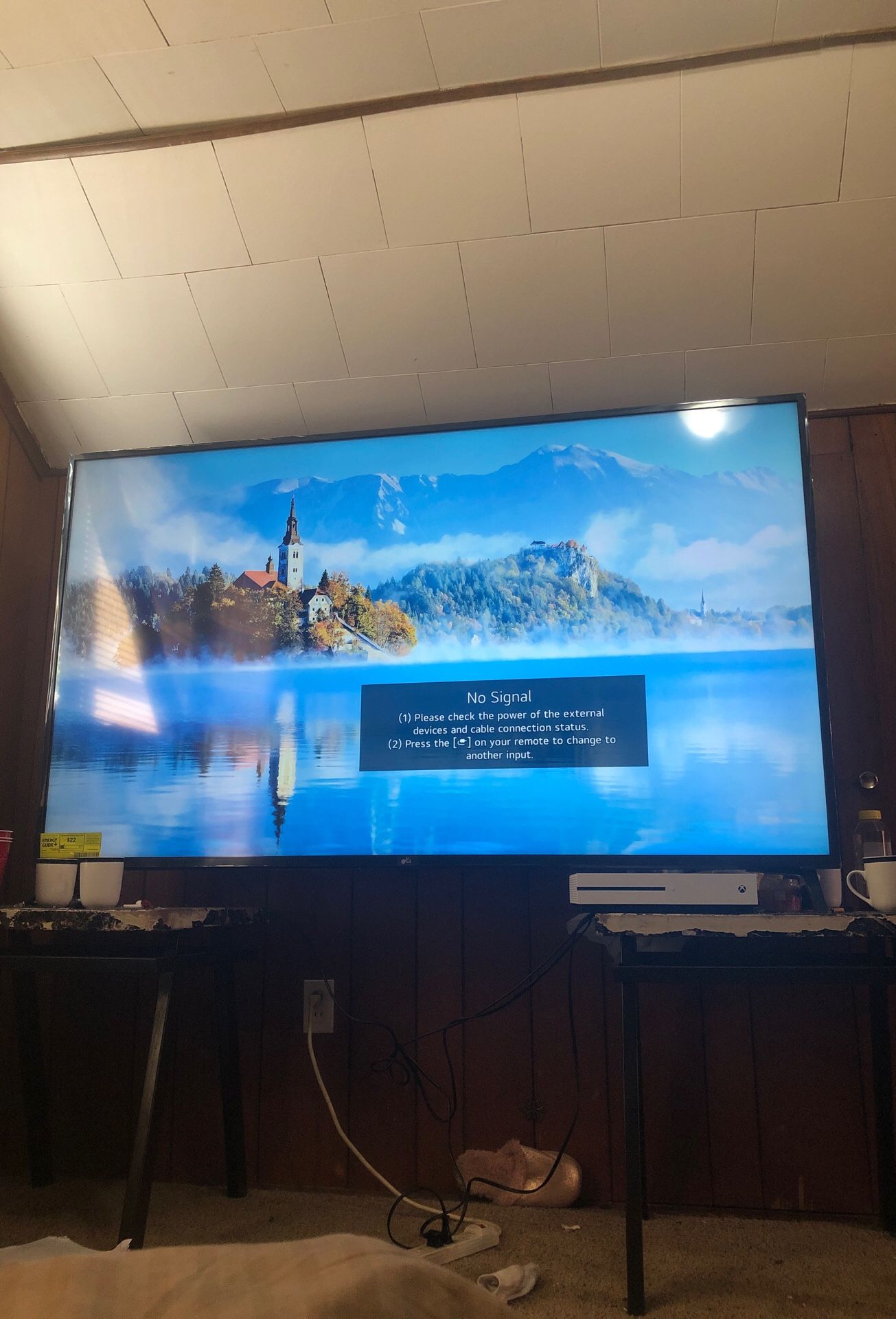 Brand new LG 70” Smart Tv w remote includes Xbox one