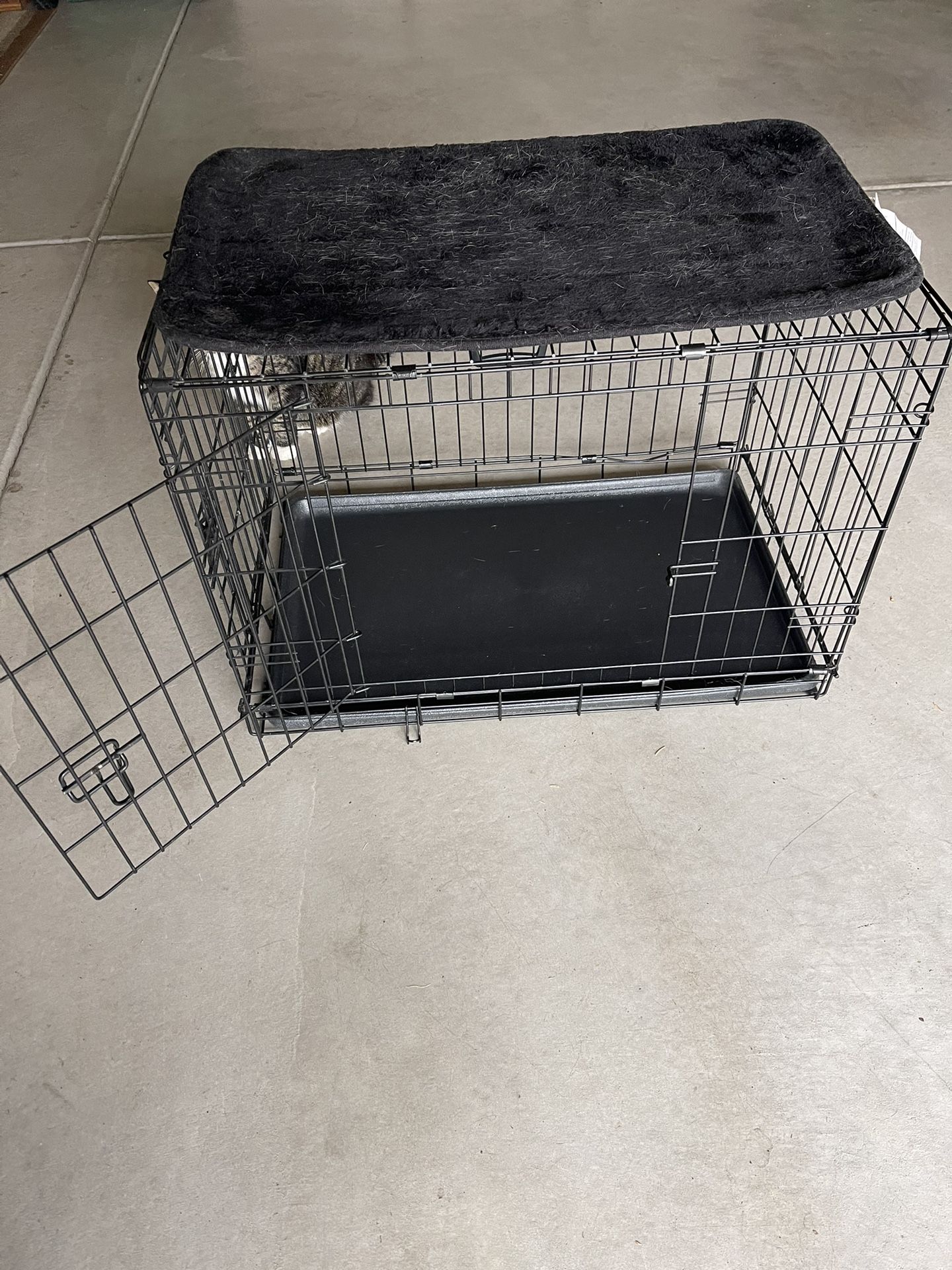 2- Door Folding Dog Grate 30” L x 21” H x 19” W