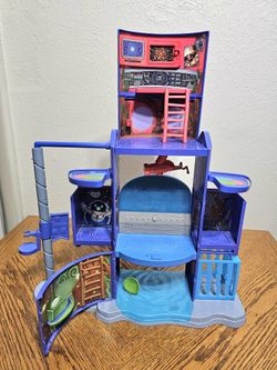 PJ Masks Mission Control Headquarters 