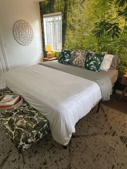 King Hybrid Mattress + Black Metal Bed Frame – Clean & Ready for Pickup – $250