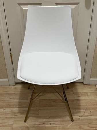 New Oakley Mid Century Modern Bucket Chair White Leather Accent Side