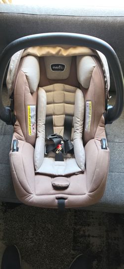 Evenflo Pivot 3 in 1 Car Seat Stroller