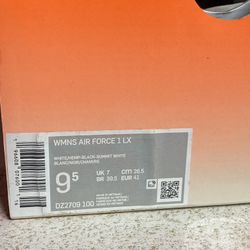 Women's Air Force 1 LX "United in Victory"