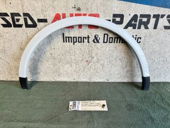 2020 - 2023 PORSCHE CAYENNE S COUPE REAR RIGHT FENDER FLARE MOLDING OEM AY73908