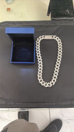 Mossanite Silver Baguette Chain 20 In
