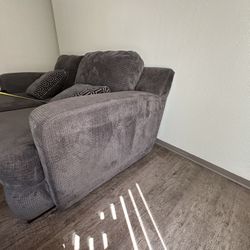 Loveseat 