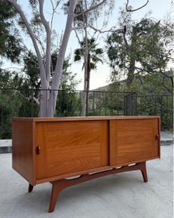 Vintage Danish Modern Mid Century Modern Teak Record Stand Media Console Sideboard Credenza