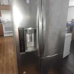 LG Refrigerator 