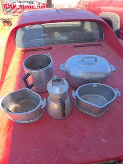 Vintage Aluminum Cookware Set – 5 Pieces