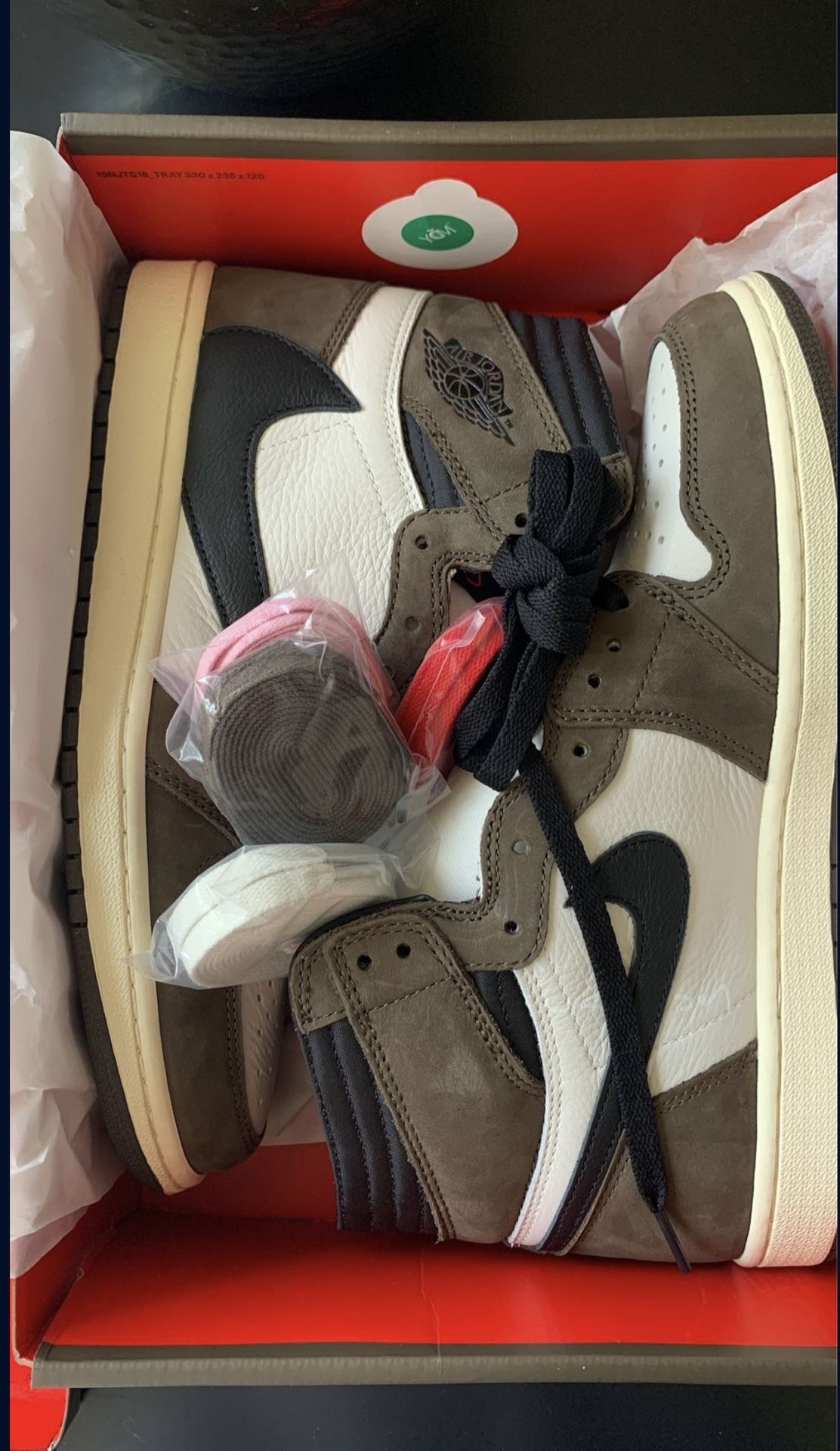 Travis Scott 1’s size 11 MEN