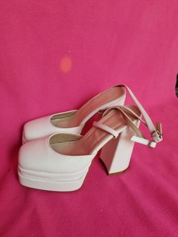 Plataform Woman's shoes size 6