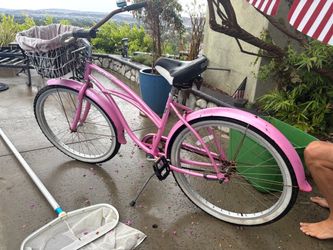 pink cruiser bike