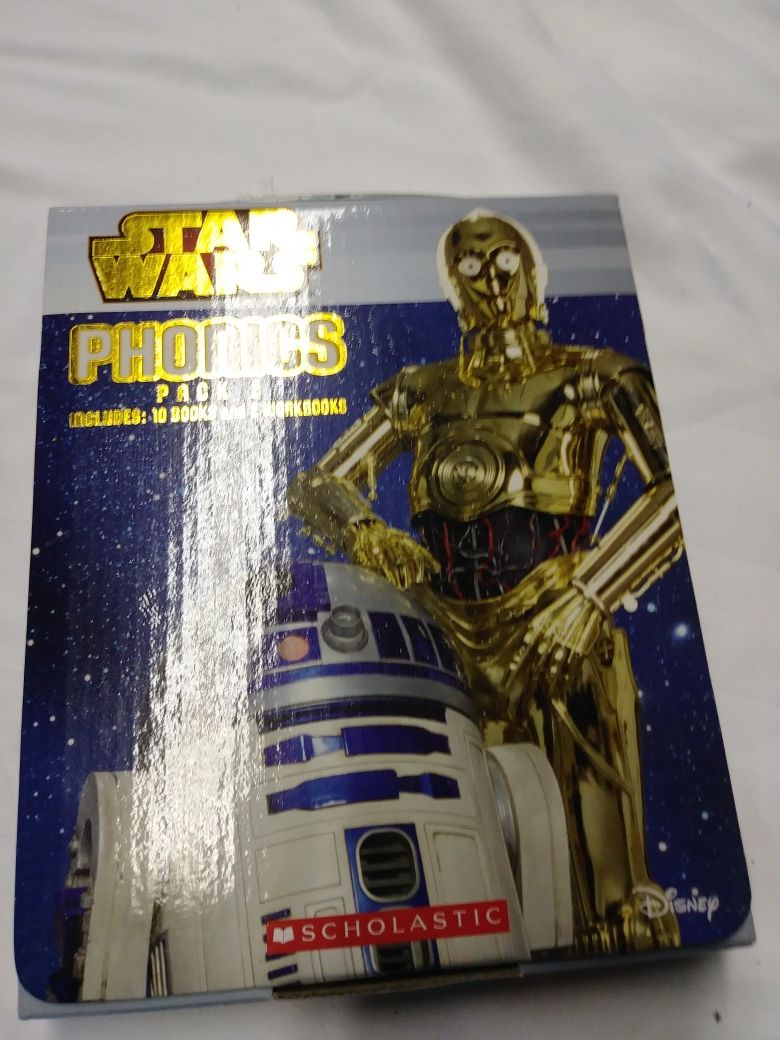 Star wars phonics book set by scholastic