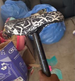 Bike seat post
