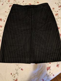Ann Taylor Split Back Skirt Size 10