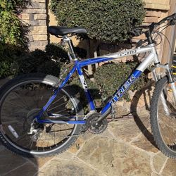 Trek Bike 4500 