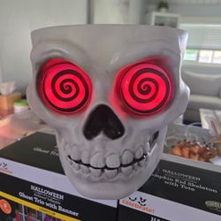 Hyde & Eek Light up Halloween candy bowl