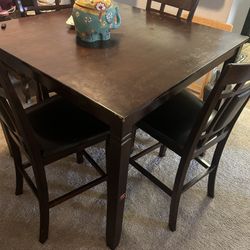 Dinning Room And Couch Free