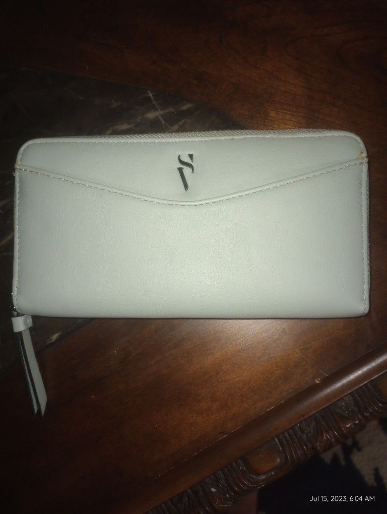 Baby Blue Simply Vera Wallet