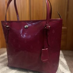 COACH Peyton PATENT LEATHER BURGUNDY Leather Zip Top Tote - No E1481-F32581