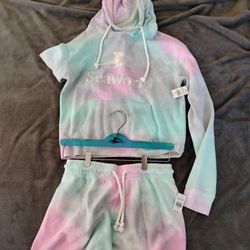 Sea World Sweatshirt And Short Set Size Small